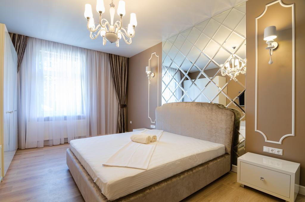 Royal Art-Deco Apartment Lviv Eksteriør bilde