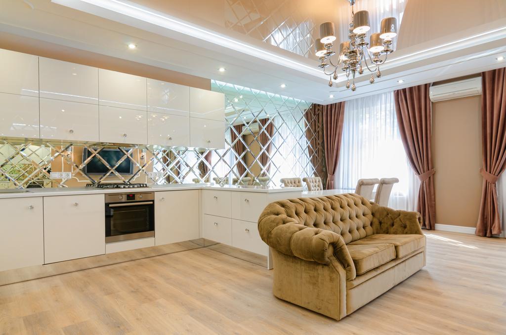 Royal Art-Deco Apartment Lviv Eksteriør bilde